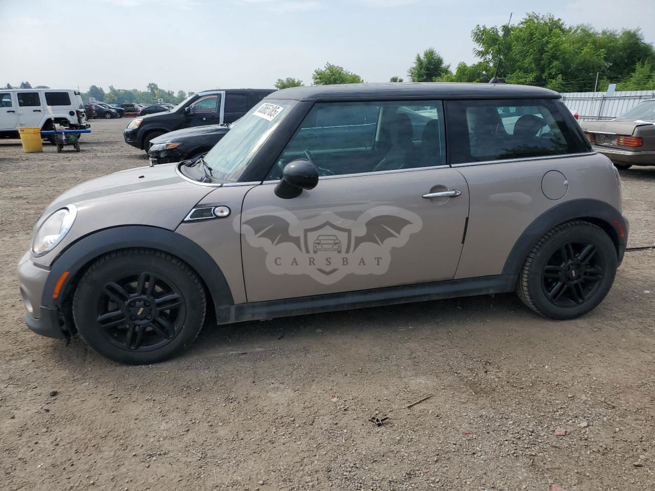 Mini Cooper 1.6L  4 2013