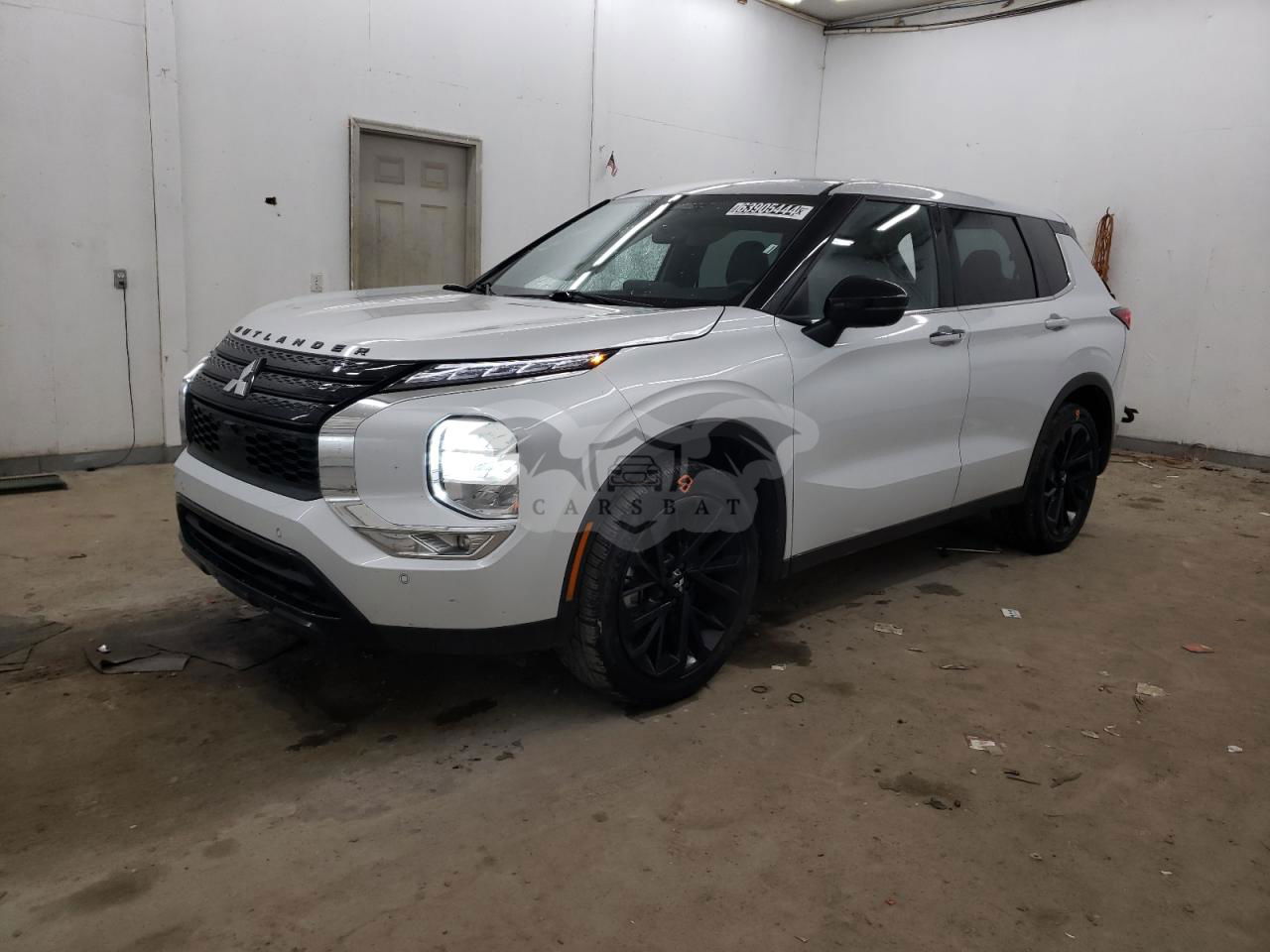 Mitsubishi Outlander 2023