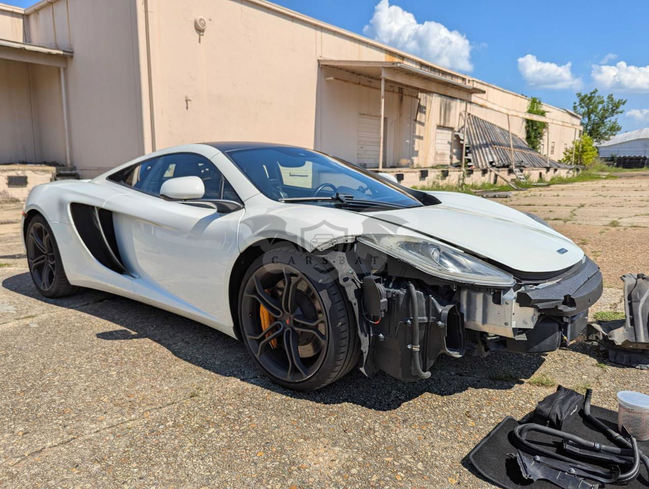 McLaren MP4-12C 3.8L  8 2012