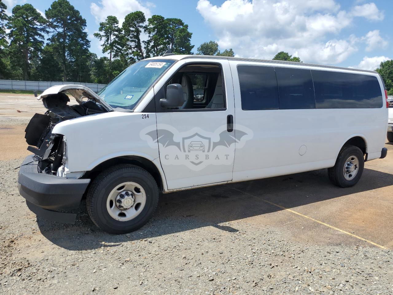 Chevrolet Express LS 4.3L  6 2020