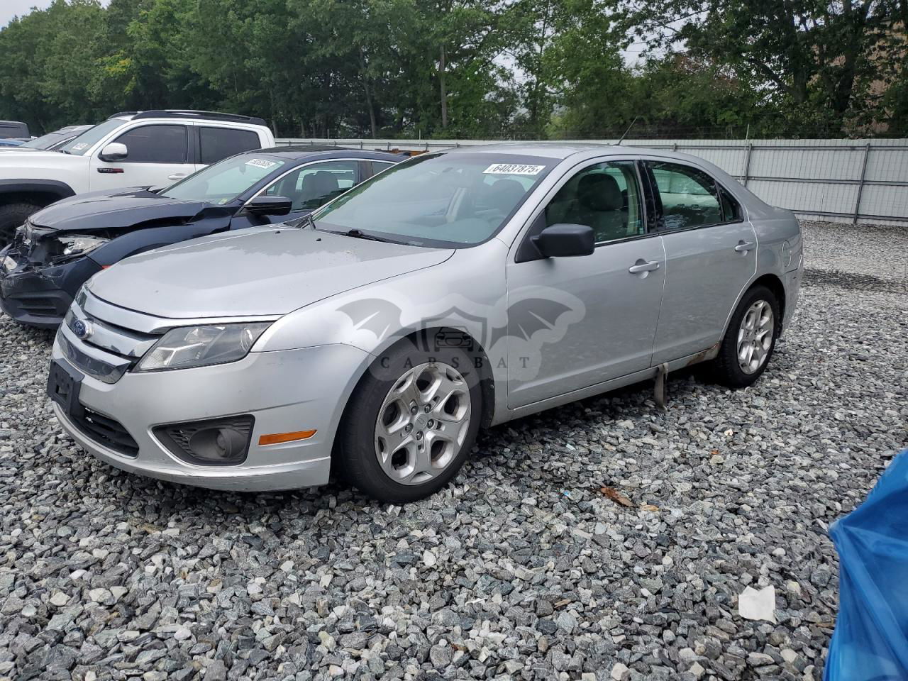 Ford Fusion SE 2.5L  4 2011