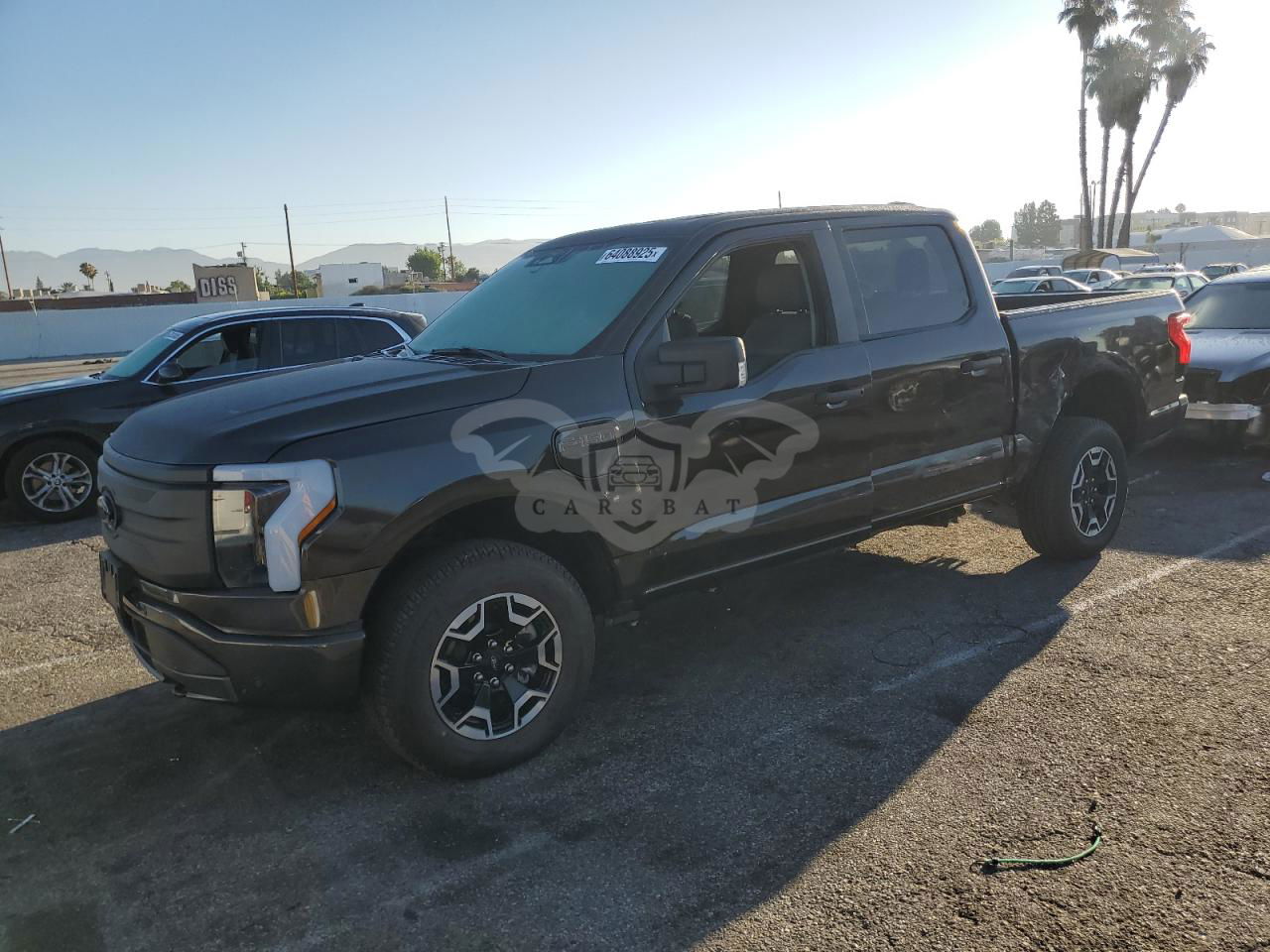 Ford F-150 LIGHTNING PRO 2023