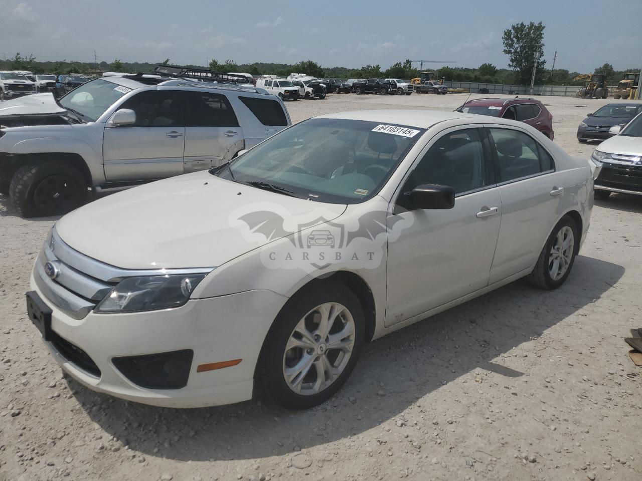Ford Fusion SE 2.5L  4 2012