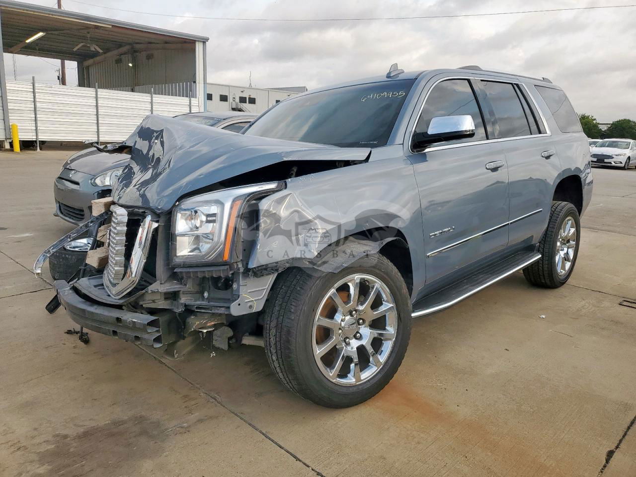 GMC Yukon DENALI 6.2L  8 2016