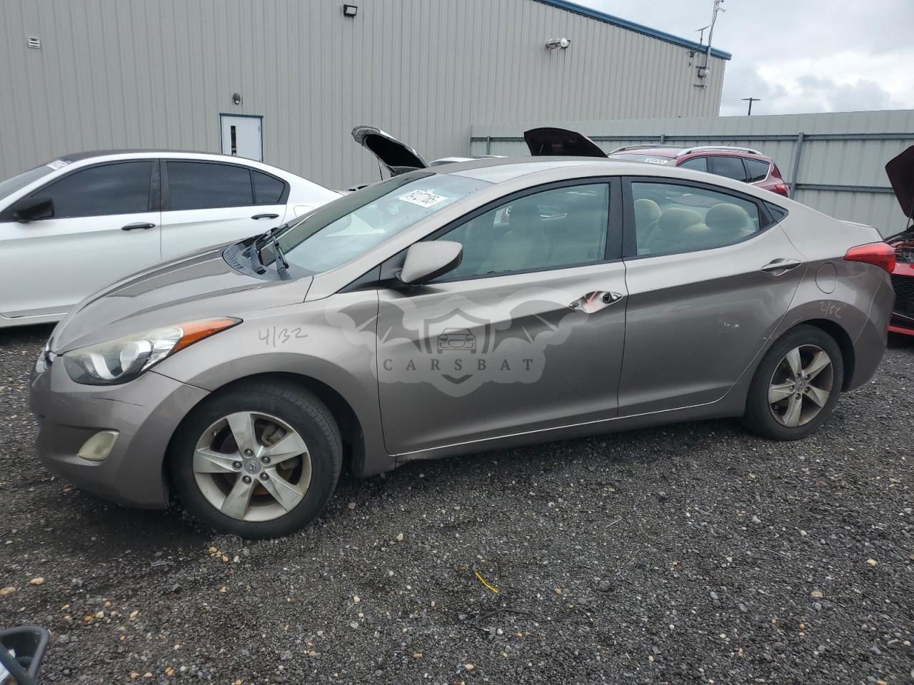 Hyundai Elantra GLS 1.8L  4 2012