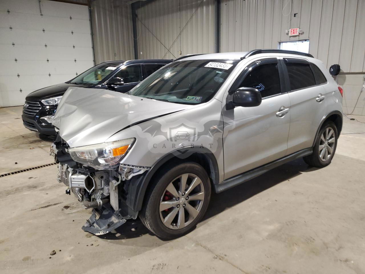 Mitsubishi Outlander LE 2.0L  4 2013