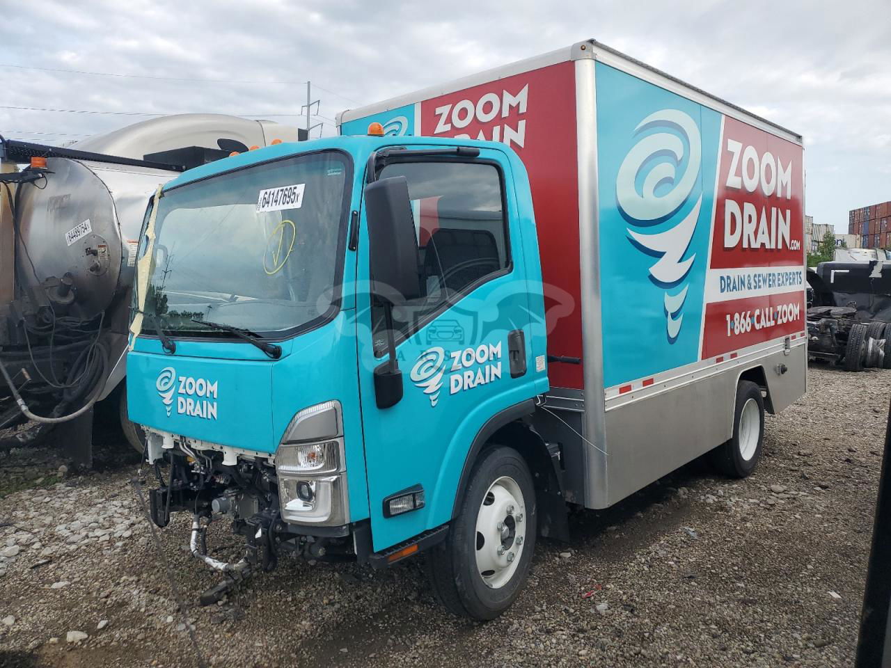 Isuzu NPR 6.6L  8 2024