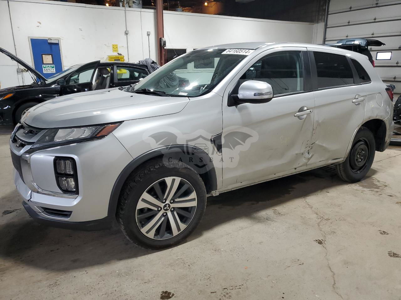 Mitsubishi Outlander SE 2.0L  4 2021