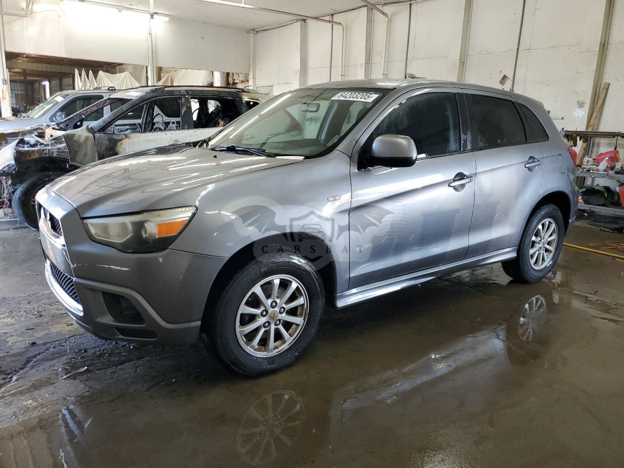 Mitsubishi Outlander ES 2.0L  4 2011