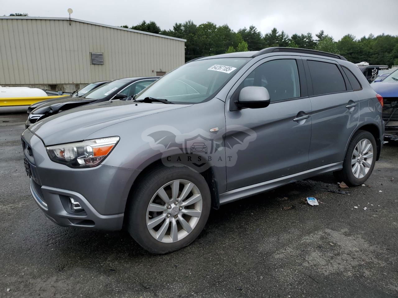 Mitsubishi Outlander SE 2.0L  4 2011