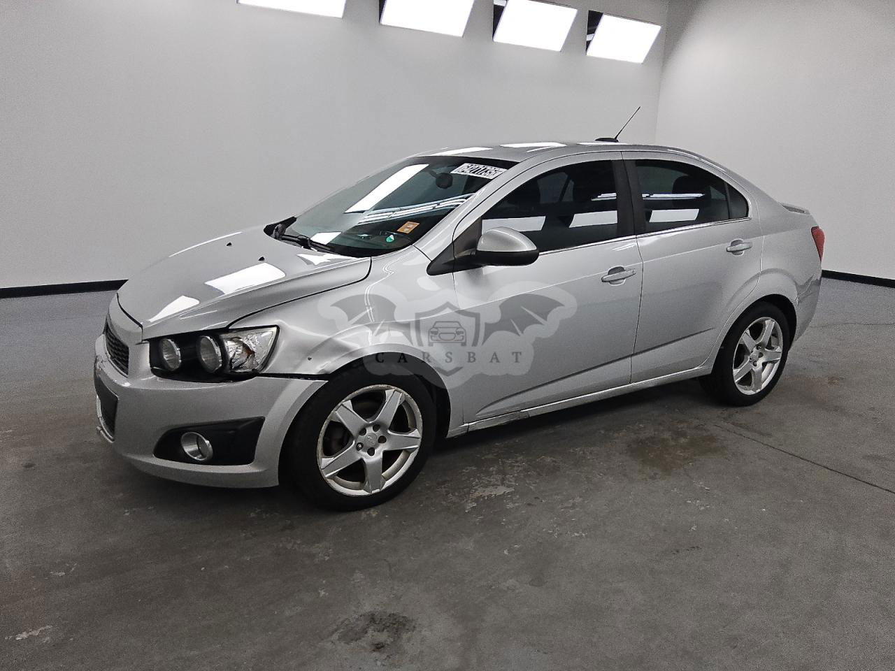 Chevrolet Aveo (Sonic) LTZ 1.4L  4 2015