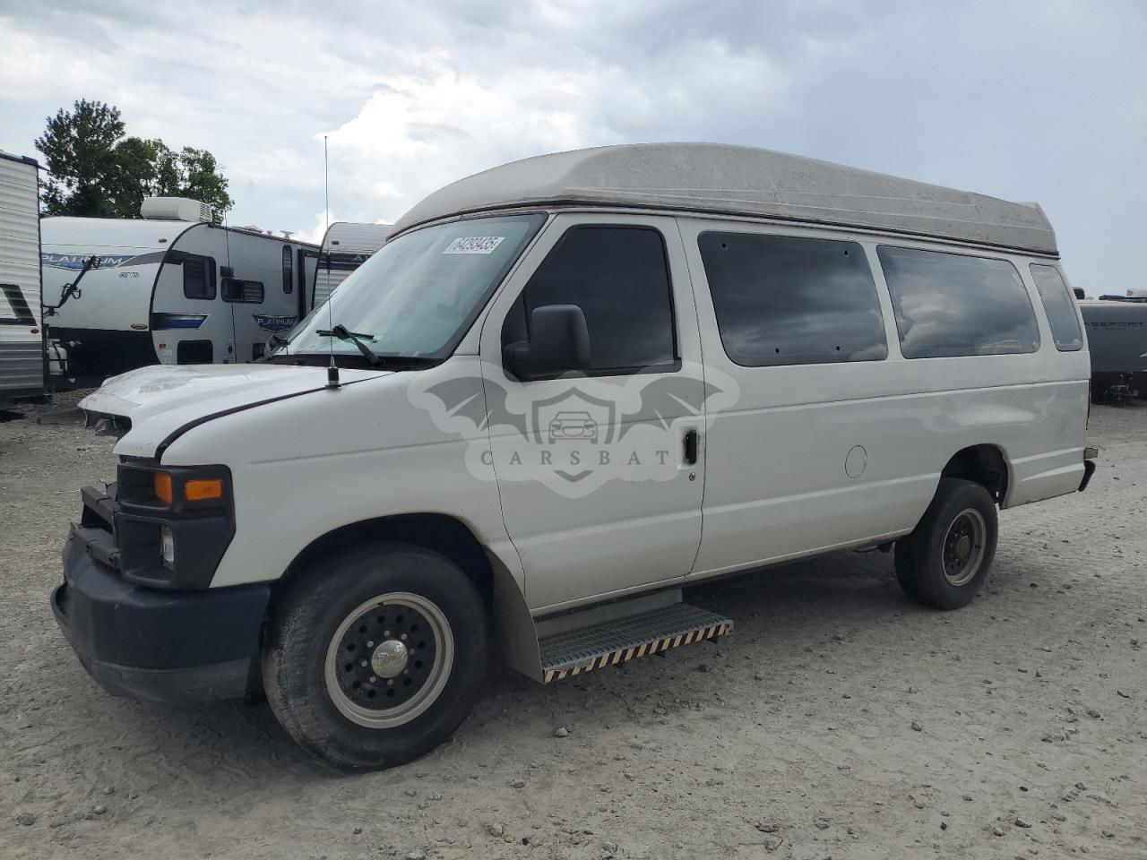 Ford Econoline E350 SUPER DUTY VAN 5.4L  8 2011