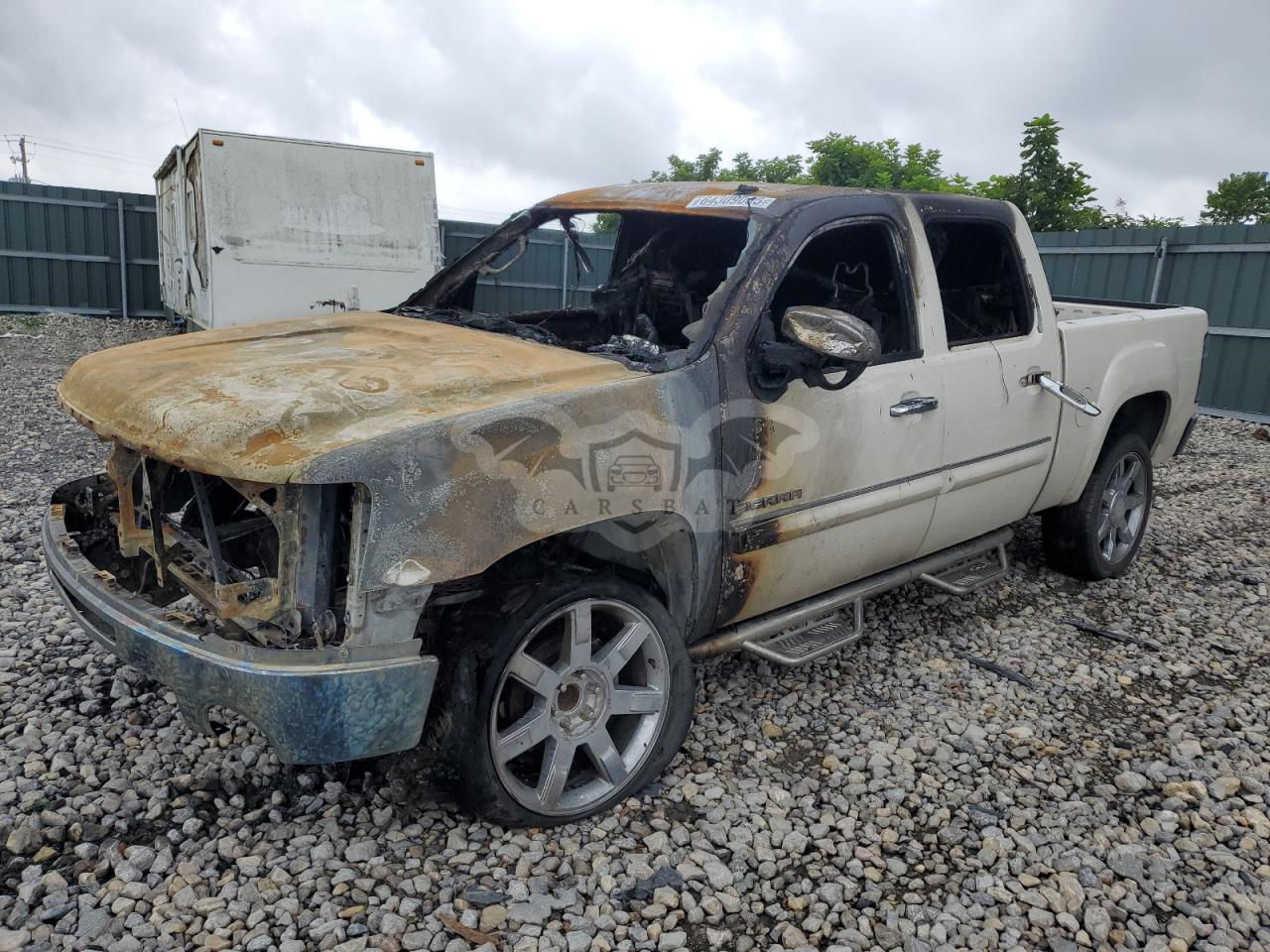 GMC Sierra C1500 SLE 5.3L  8 2011