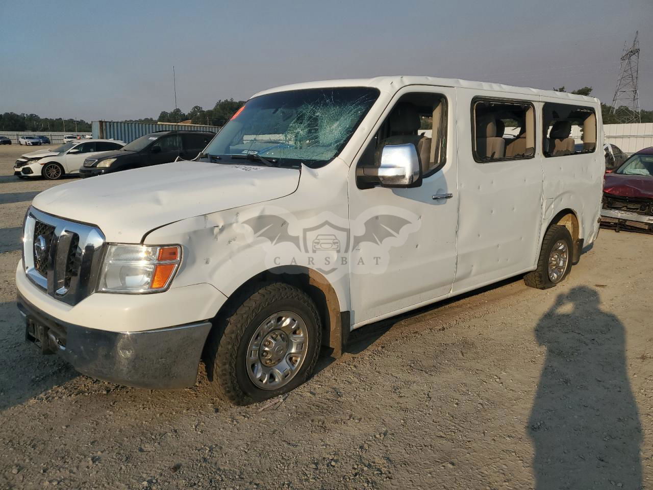 Nissan NV series 3500 S 5.6L  8 2013