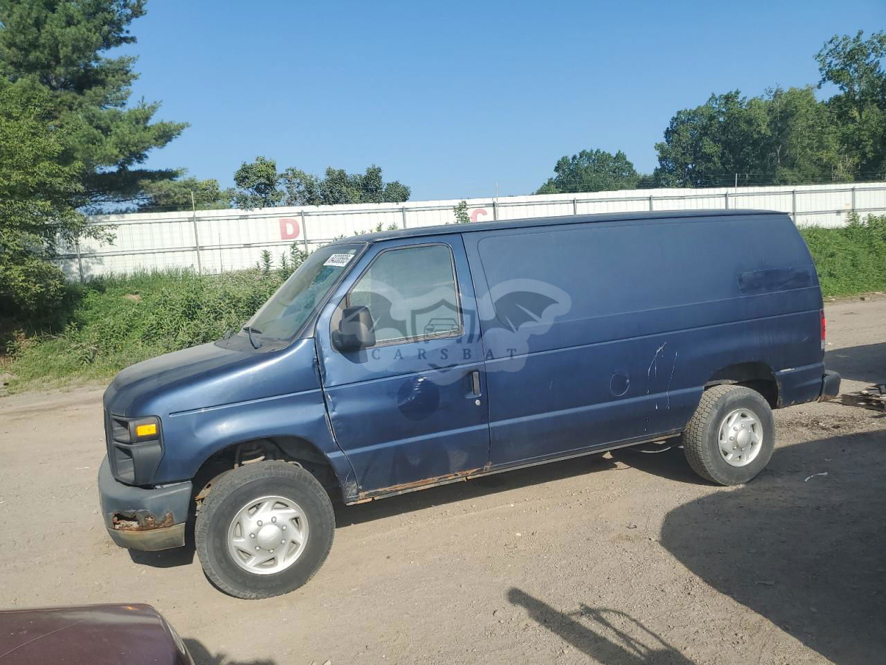 Ford Econoline E350 SUPER DUTY VAN 5.4L  8 2011