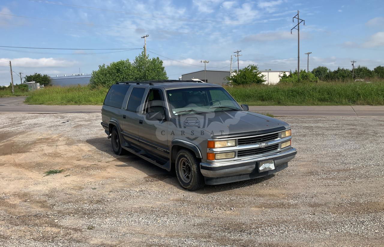 Chevrolet Suburban C1500 5.7L  8 1999