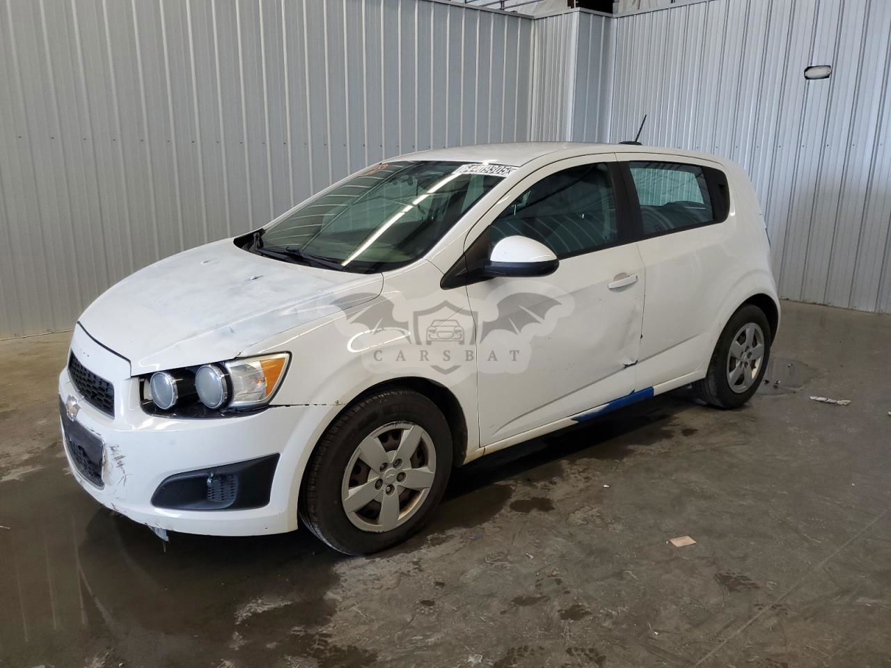 Chevrolet Aveo (Sonic) LS 1.8L  4 2015