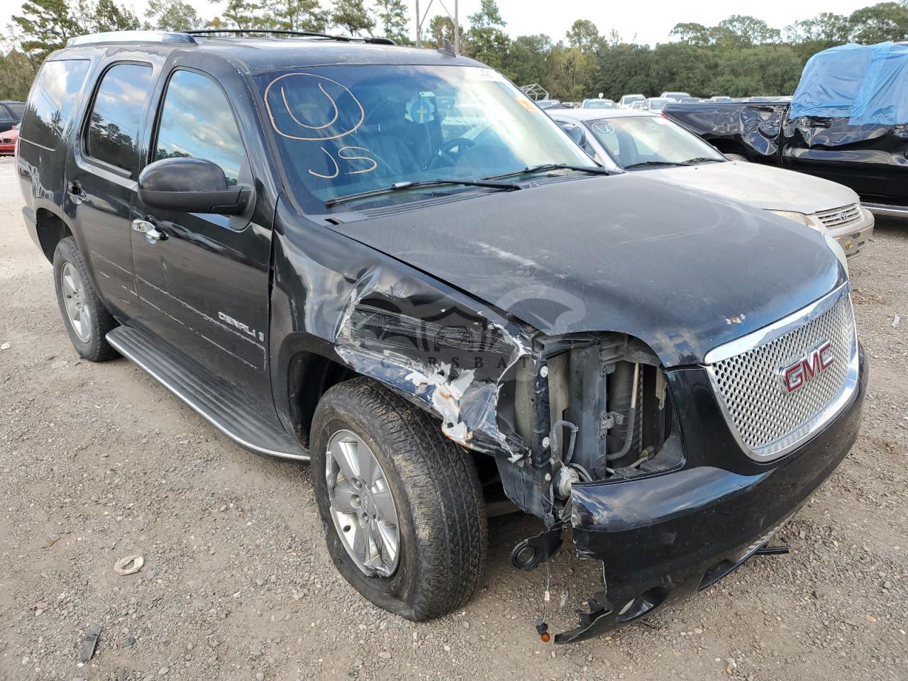 GMC Yukon DENALI 6.2L  8 2007
