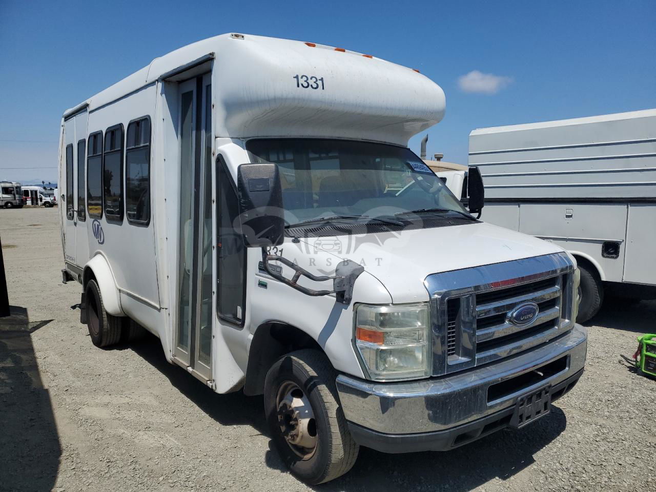 Ford Econoline E350 SUPER DUTY CUTAWAY VAN 5.4L  8 2009