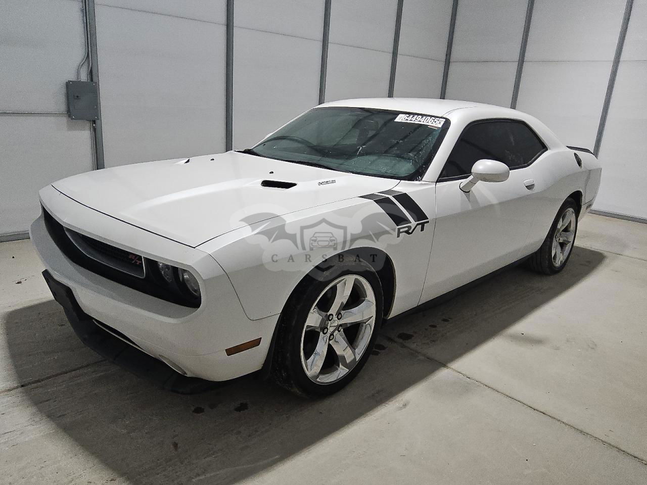 Dodge Challenger R/T 5.7L  8 2014