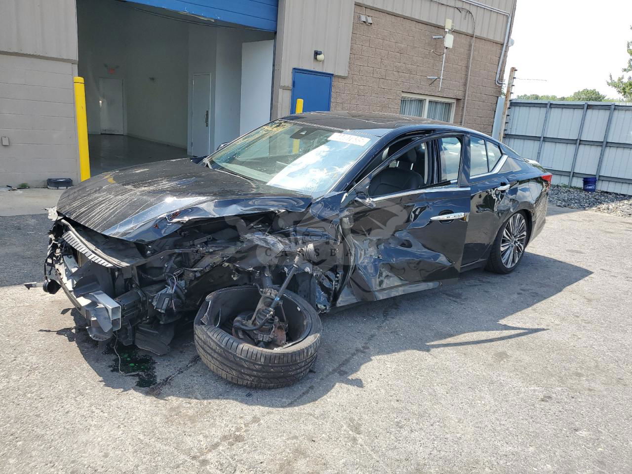 Nissan Altima SL 2.5L  4 2023