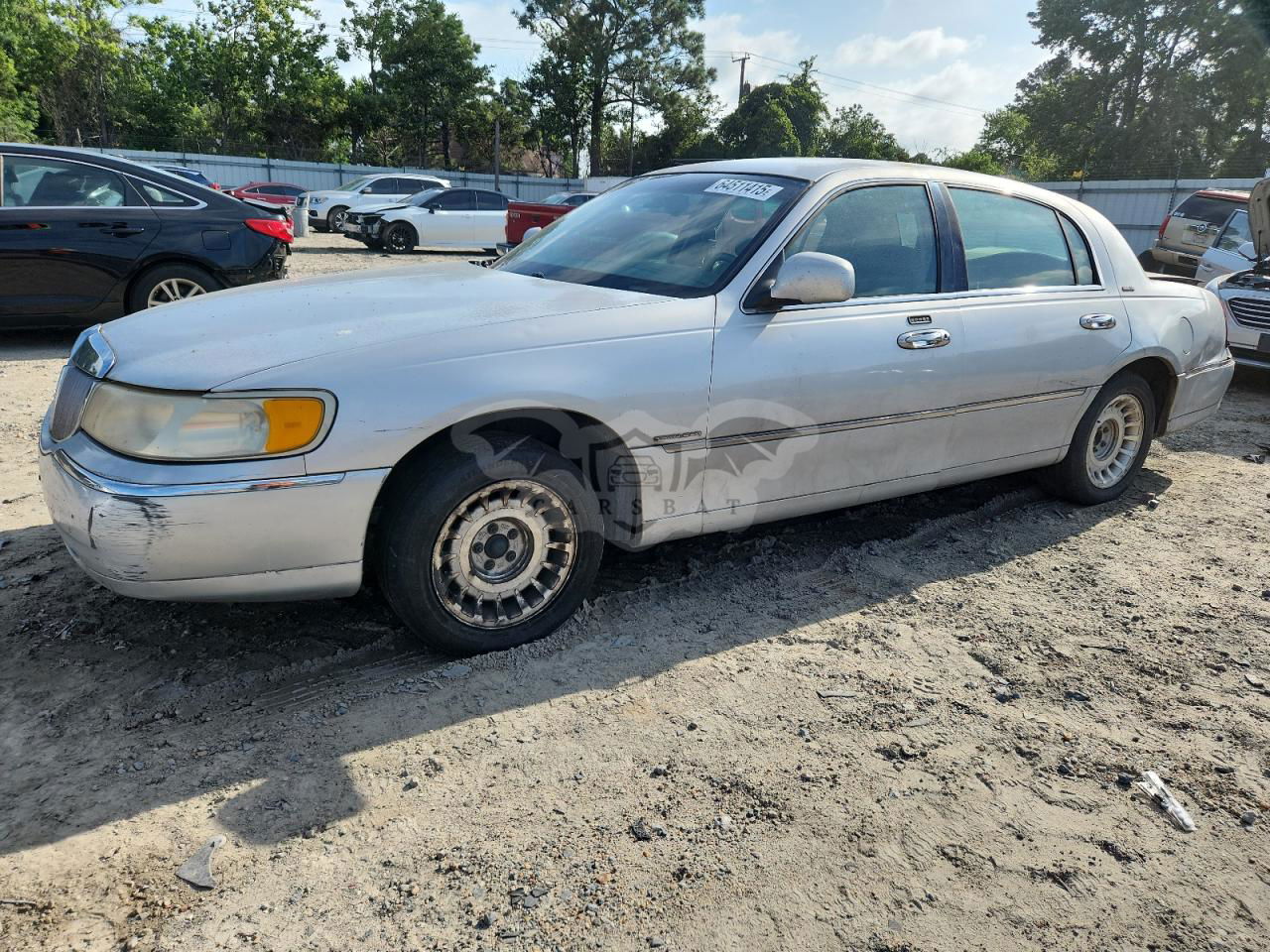 Lincoln Town Car EXECUTIVE 4.6L  8 1999