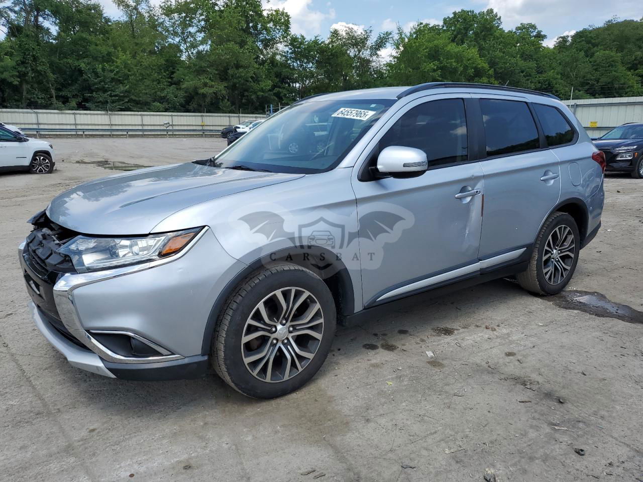 Mitsubishi Outlander SE 2.4L  4 2016