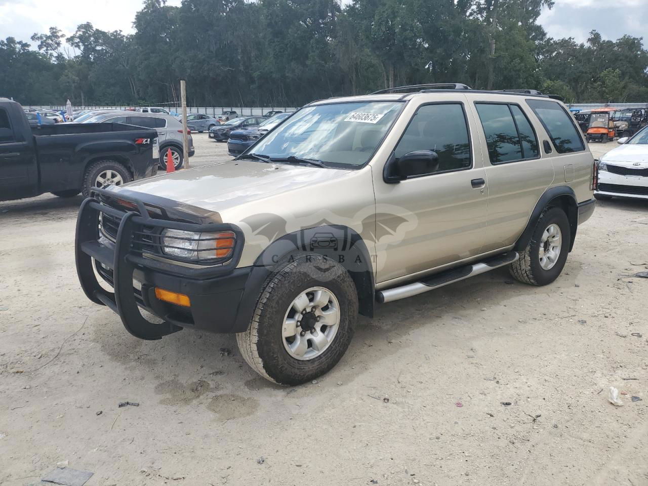 Nissan Pathfinder LE 3.3L  6 1997