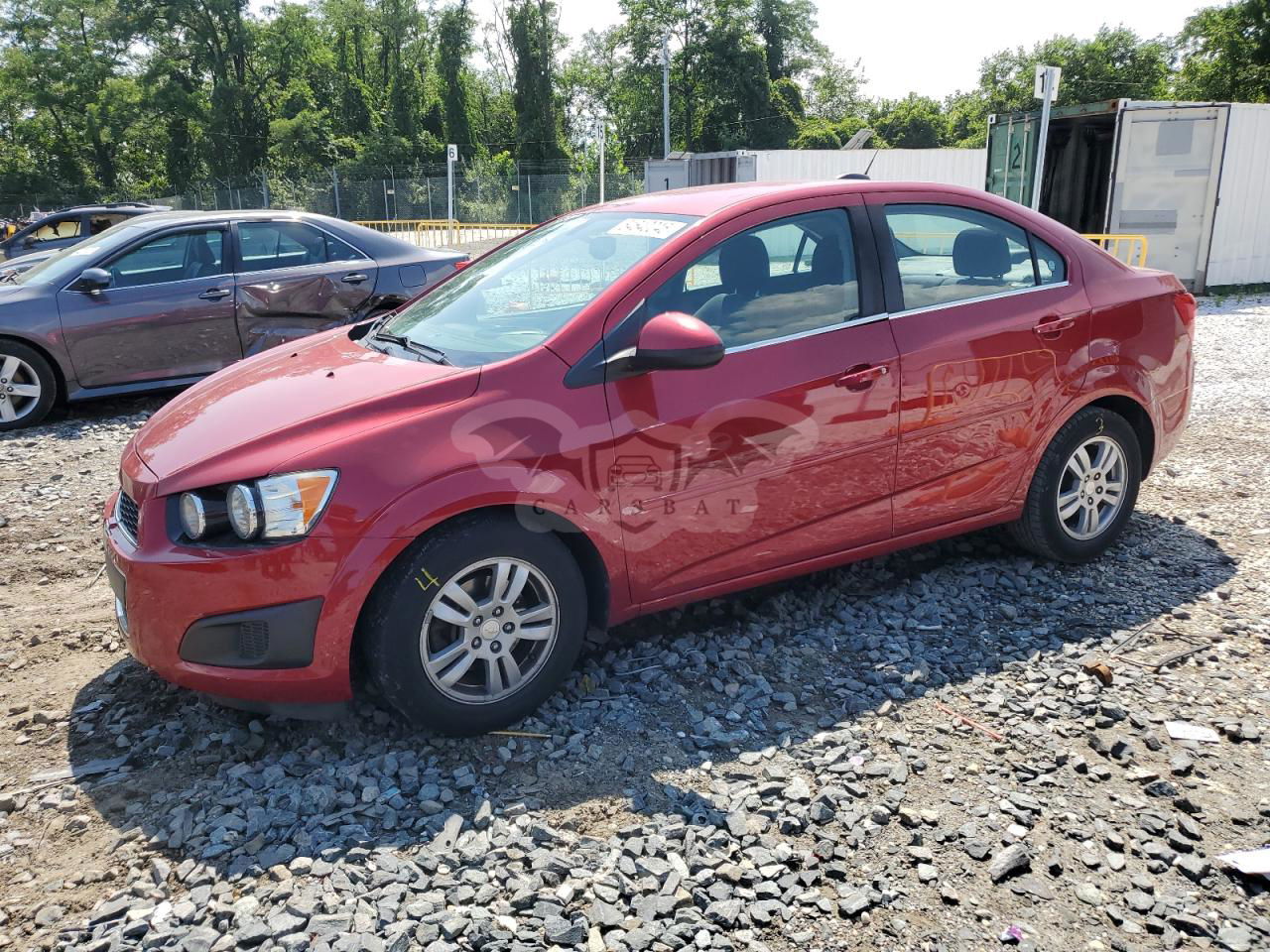 Chevrolet Aveo (Sonic) LT 1.8L  4 2015