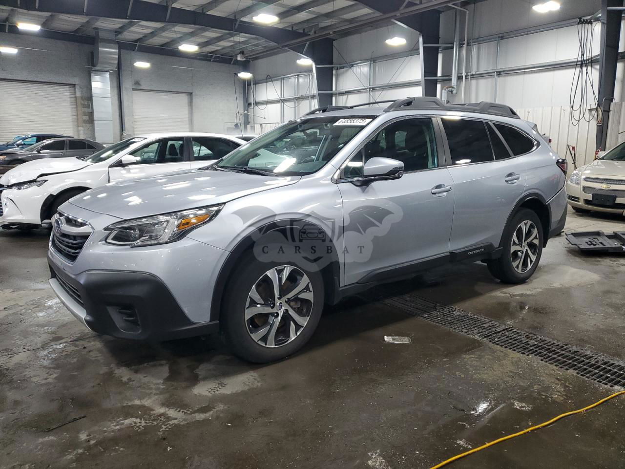 Subaru Outback LIMITED 2.5L  4 2021