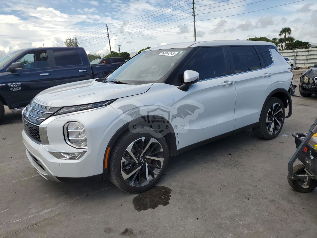 Mitsubishi Outlander SE 2.5L  4 2024
