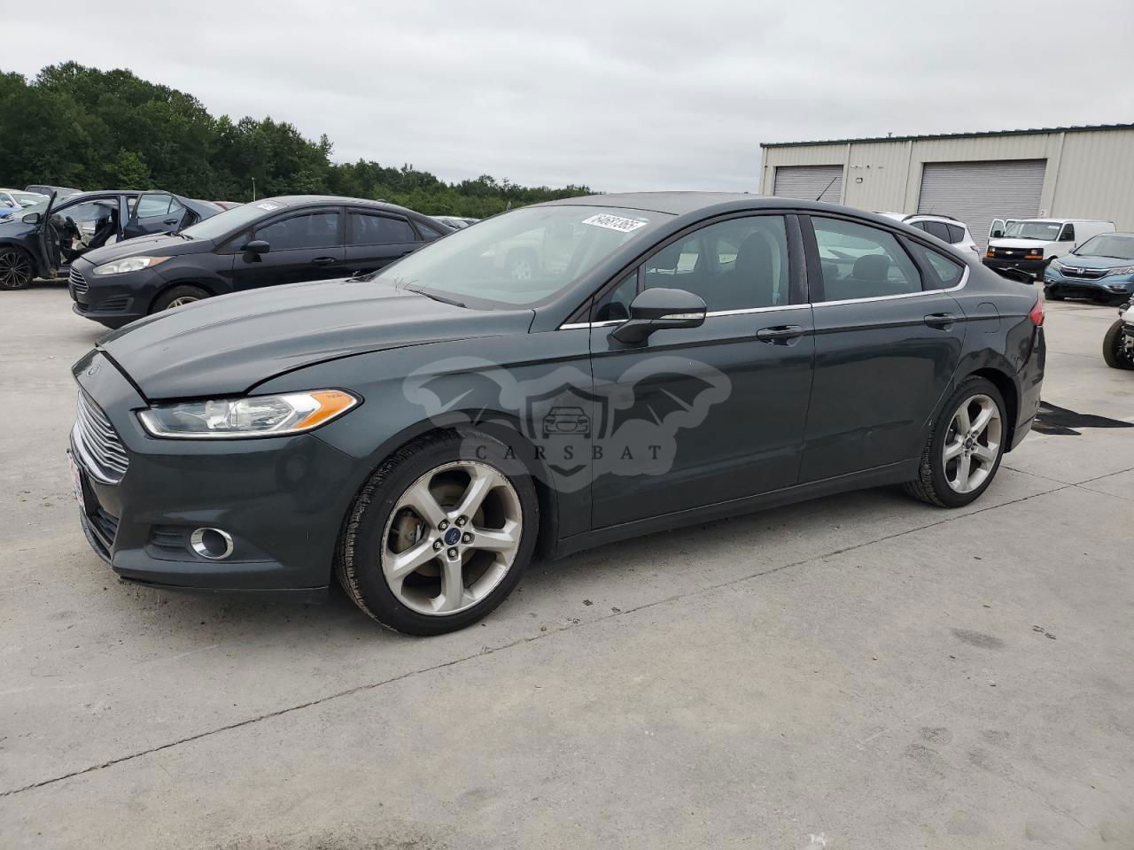 Ford Fusion SE 2.5L  4 2015