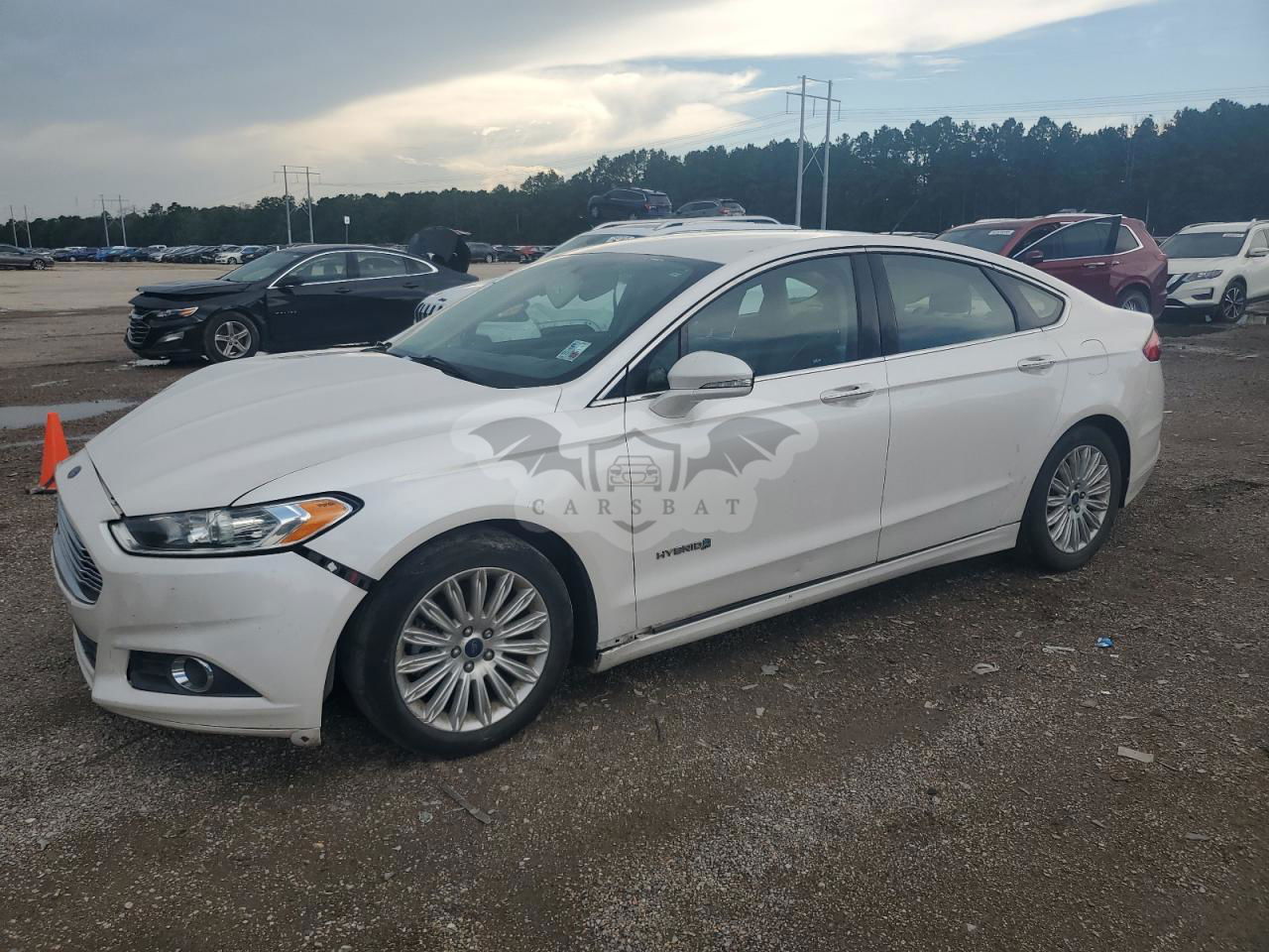 Ford Fusion SE HYBRID 2.0L  4 2015