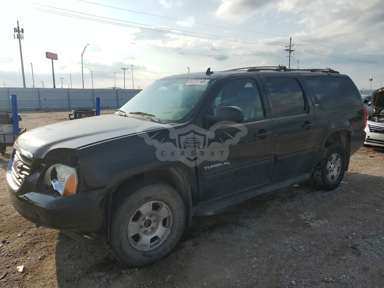 GMC Yukon K1500 SLT 5.3L  8 2013
