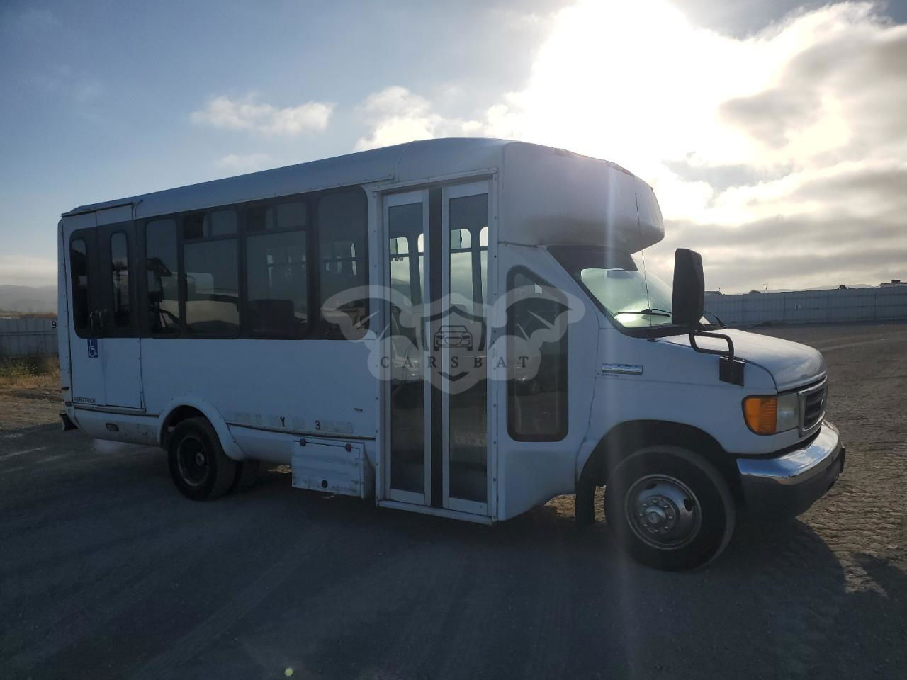 Ford Econoline E450 SUPER DUTY CUTAWAY VAN 10 2007