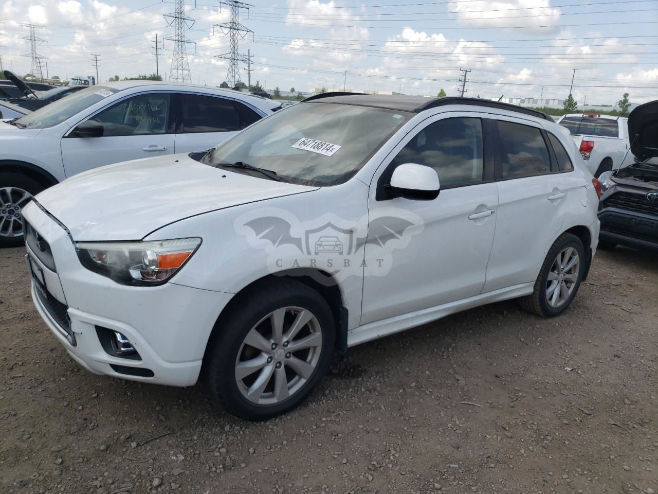 Mitsubishi Outlander SE 2.0L  4 2012