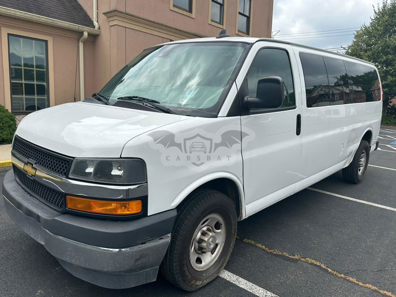Chevrolet Express LS 4.3L  6 2021