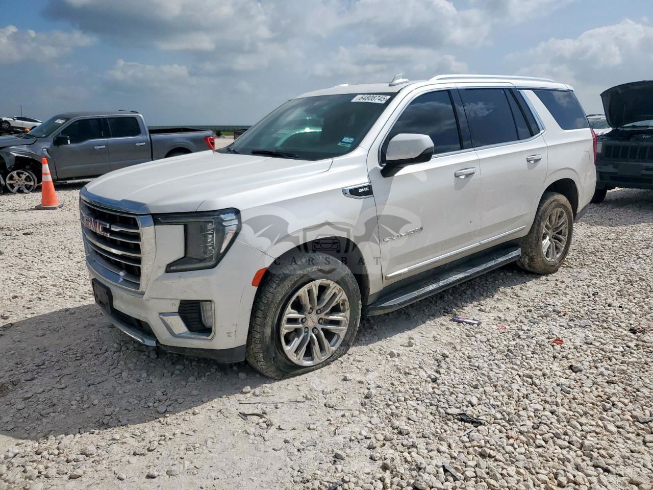 GMC Yukon SLT 5.3L  8 2021