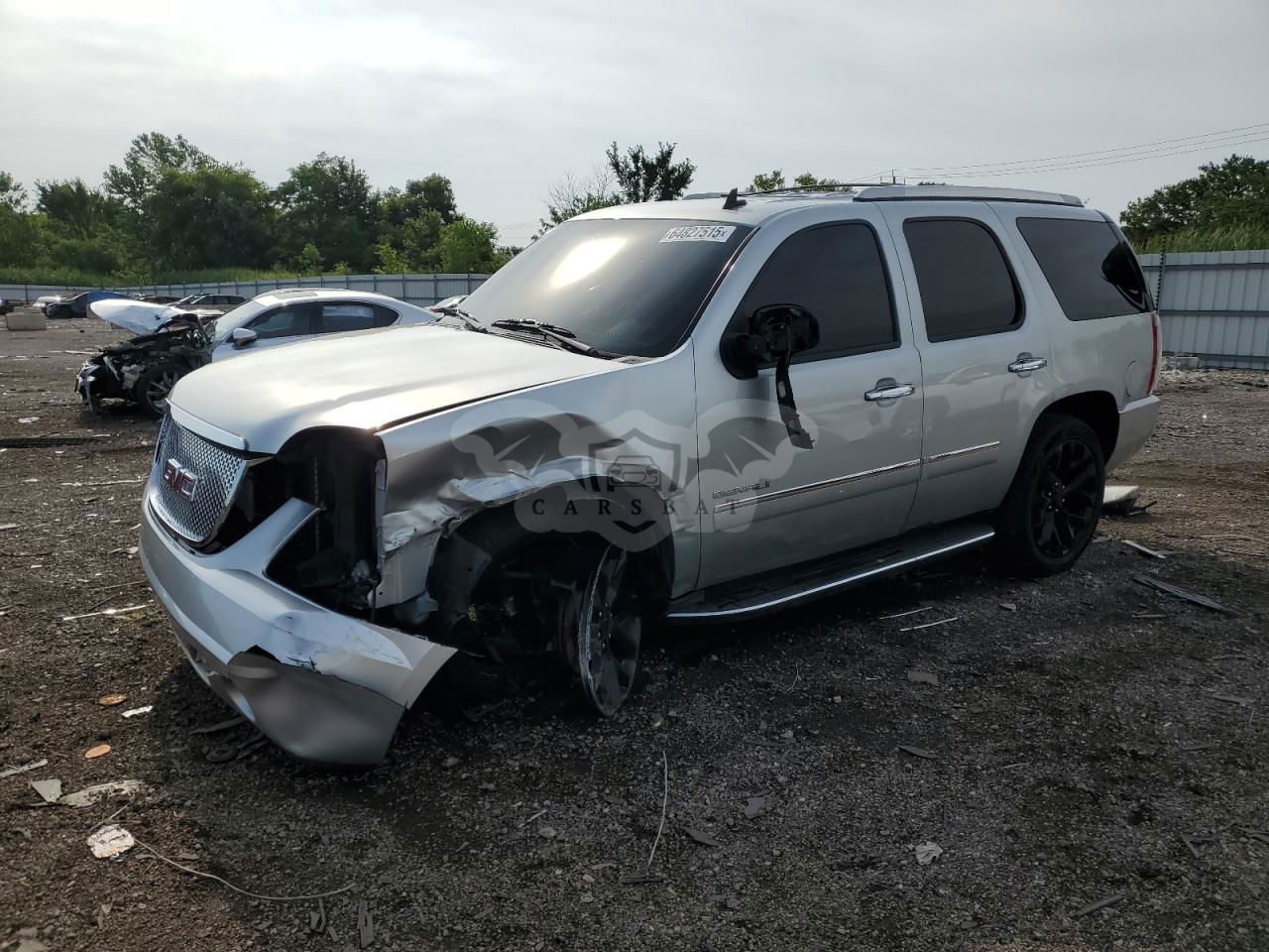 GMC Yukon DENALI 6.2L  8 2012