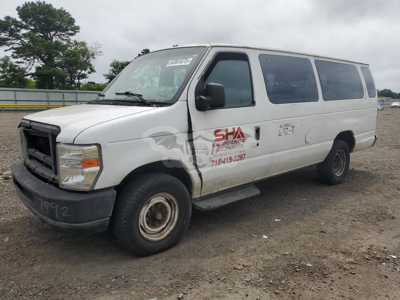 Ford Econoline E350 SUPER DUTY WAGON 5.4L  8 2022