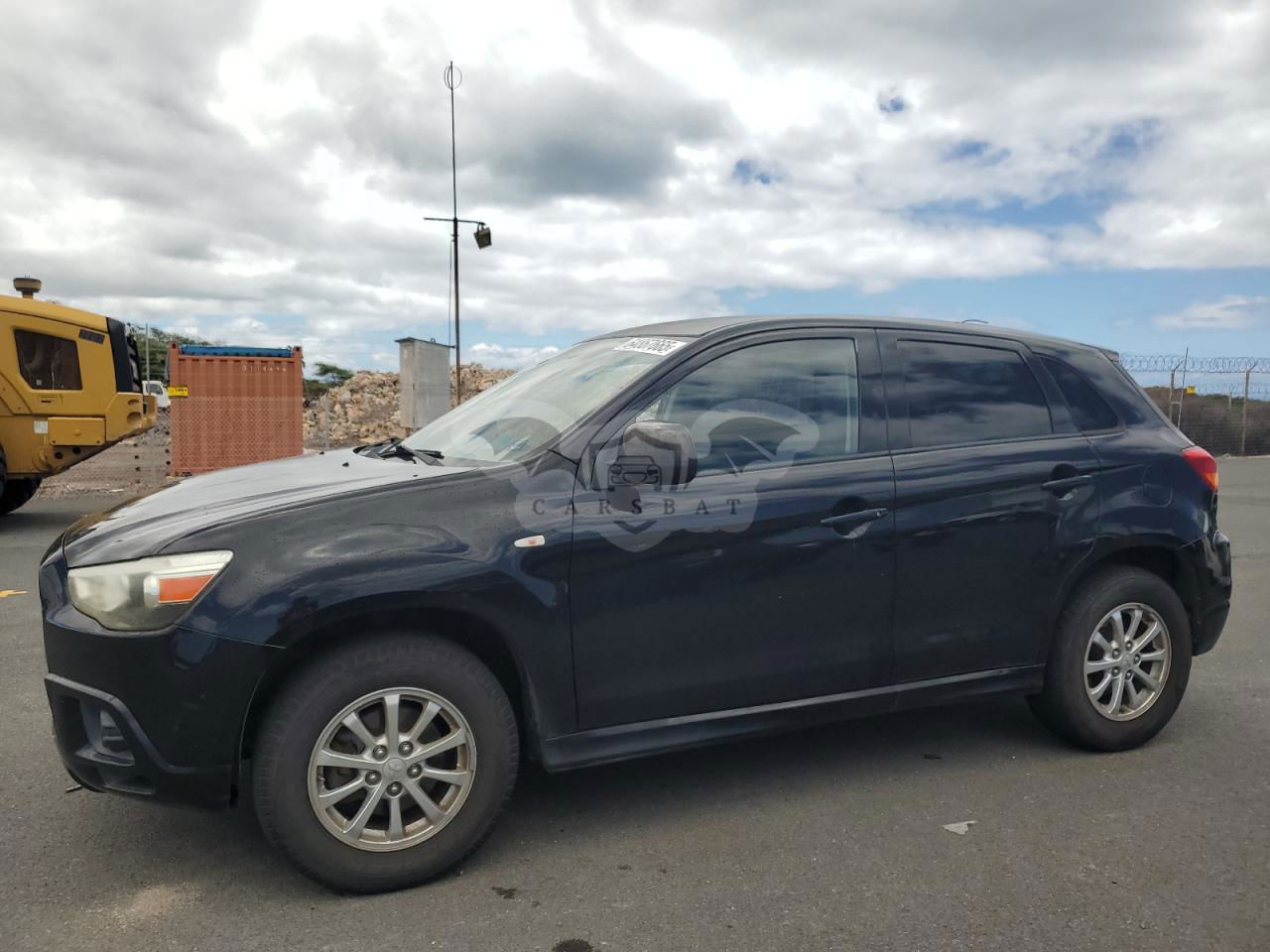 Mitsubishi Outlander ES 2.0L  4 2011