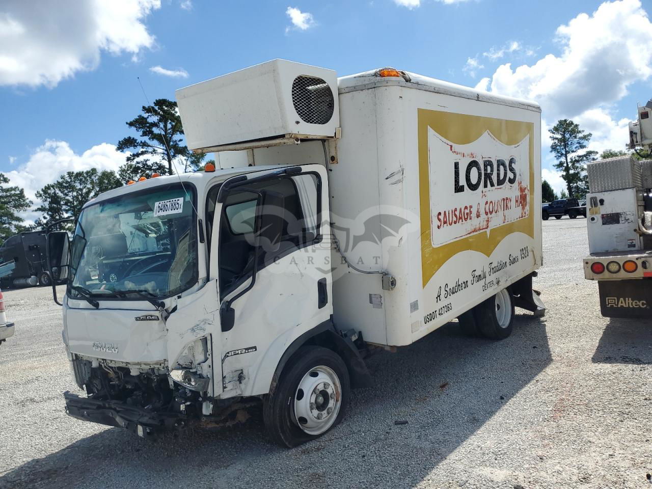 Isuzu NPR 6.6L  8 2024
