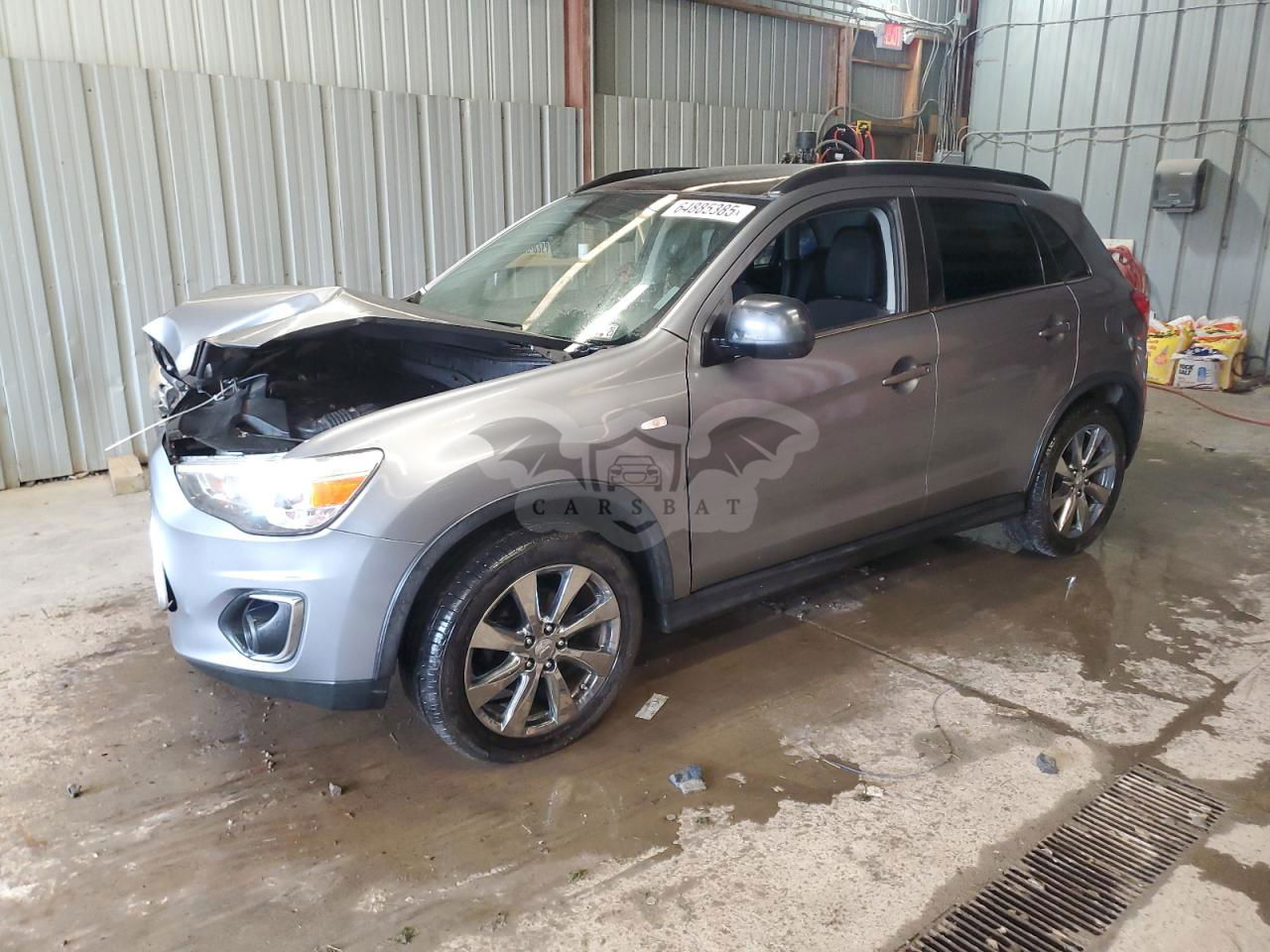 Mitsubishi Outlander LE 2.0L  4 2013
