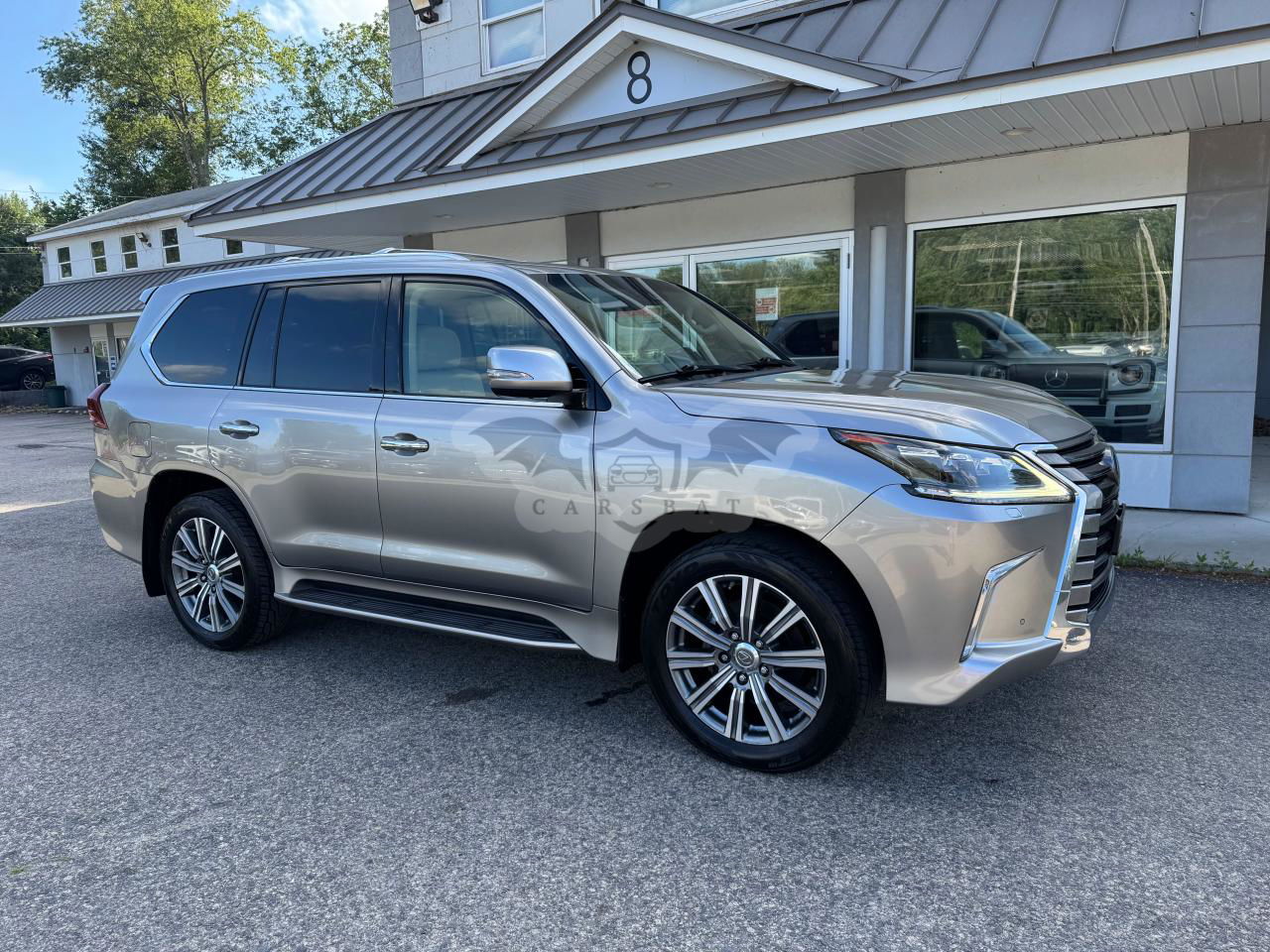 Lexus LX 570 5.7L  8 2016