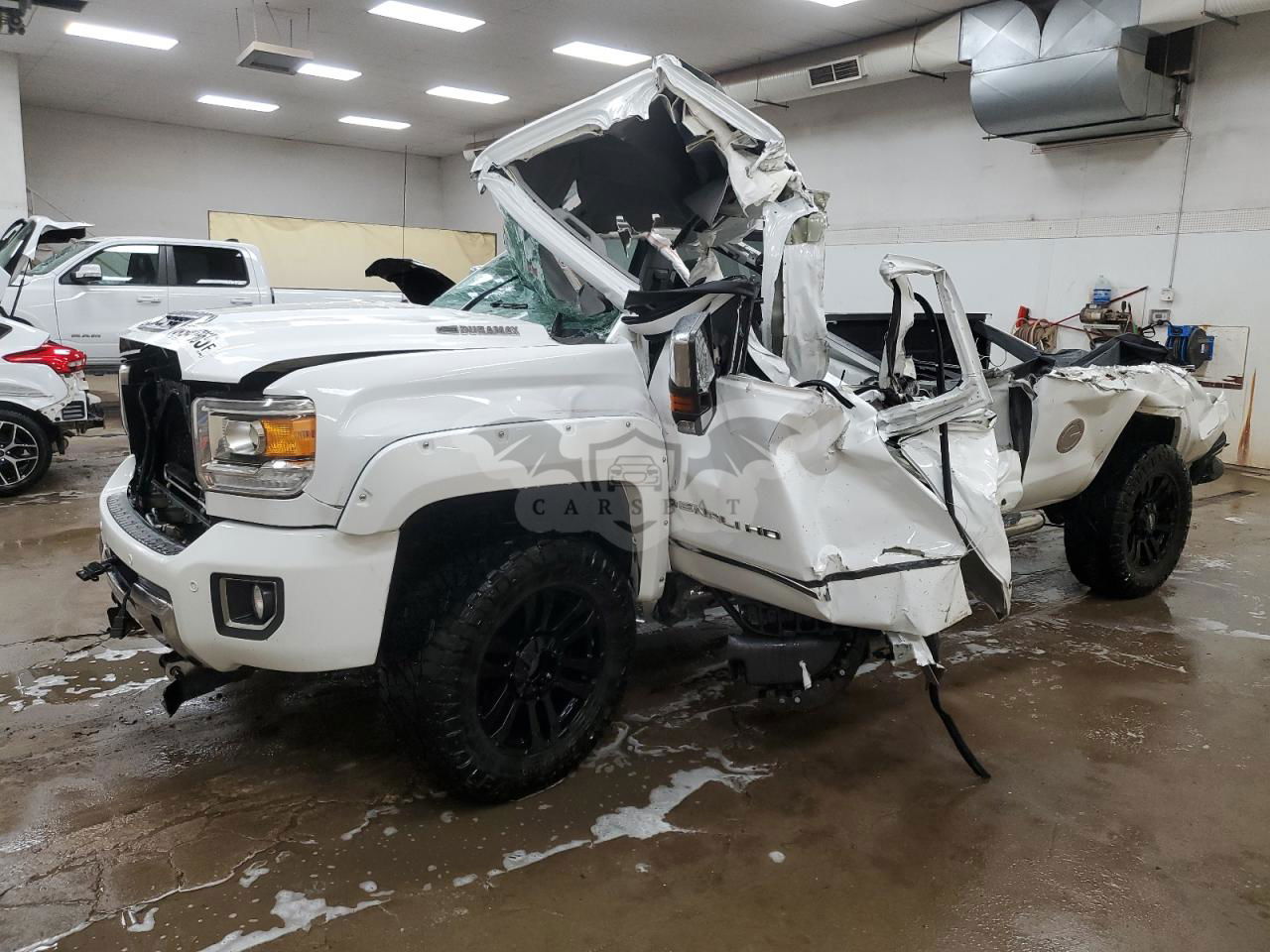GMC Sierra K2500 DENALI 6.6L  8 2017