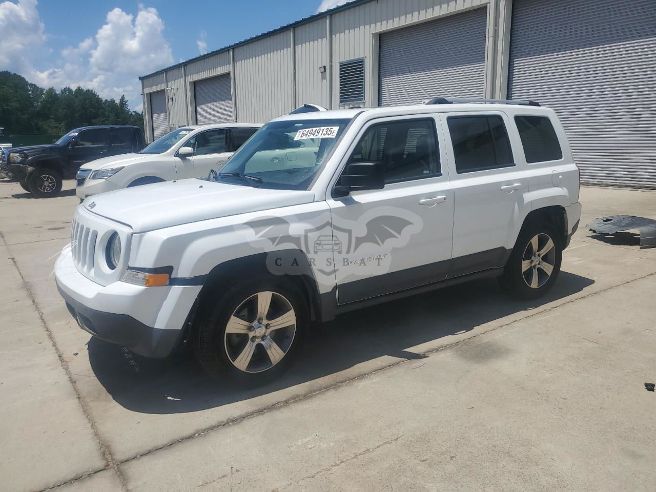 Jeep Patriot LATITUDE 2.4L  4 2017