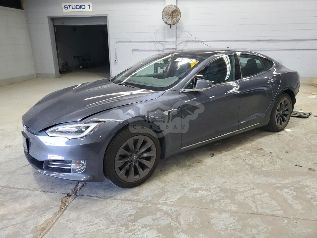 Tesla Model S 2020