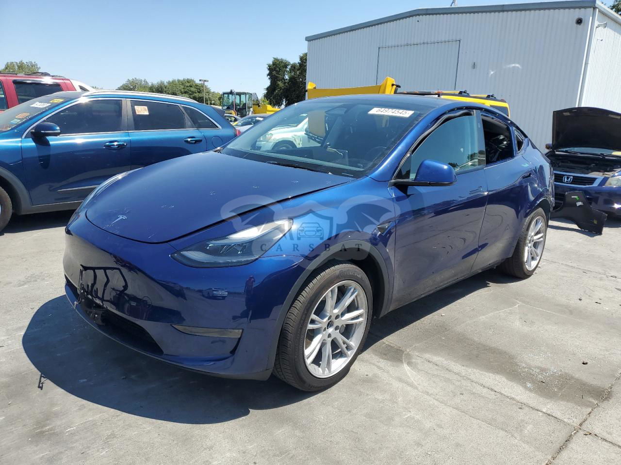 Tesla Model Y 2024