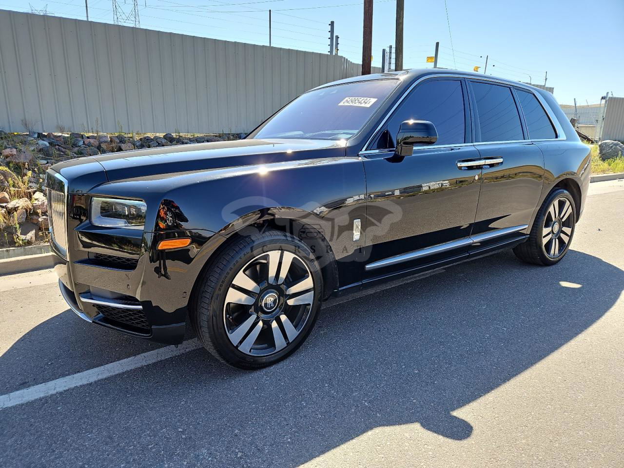 Rolls-Royce Cullinan 6.8L 12 2022