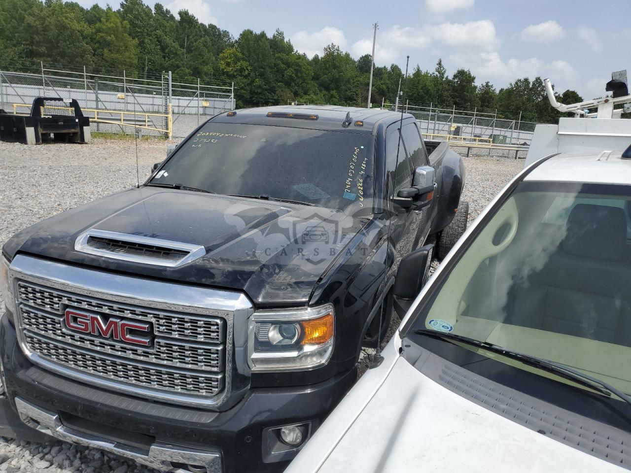 GMC Sierra K3500 DENALI 6.6L  8 2018